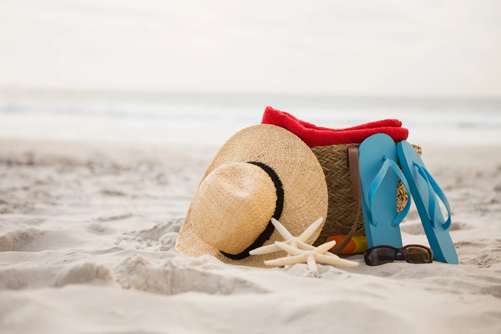 TravelBox™ DMC hero background