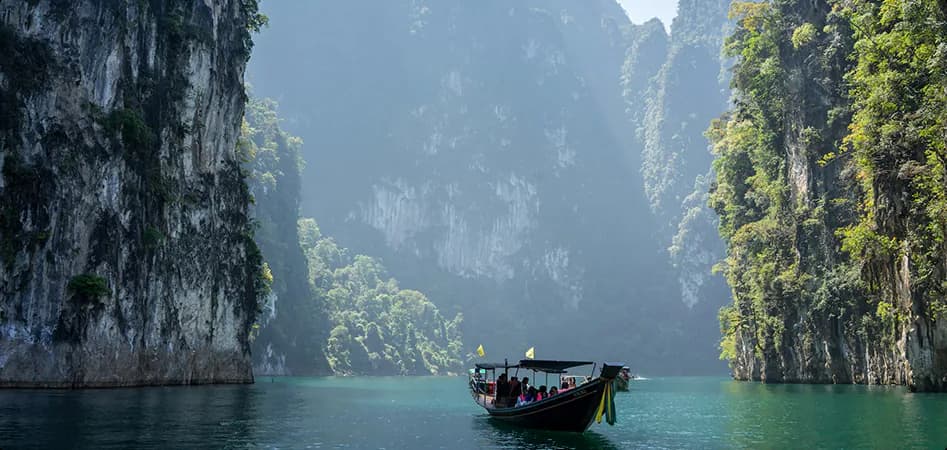 Travel & Tourism